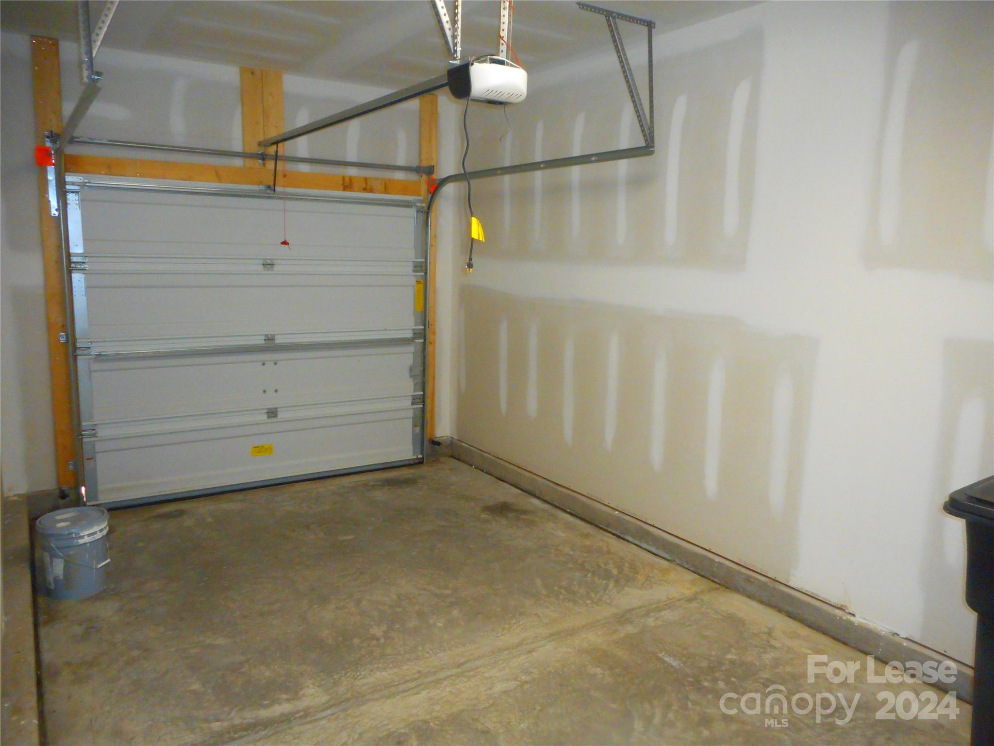 Secrest Landing - Residential Lease