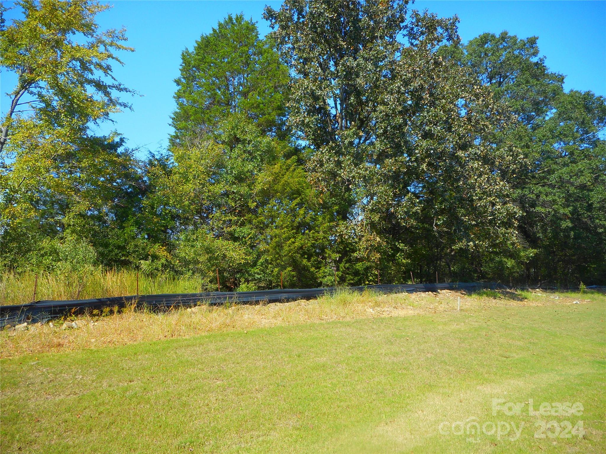 Secrest Landing - Residential Lease