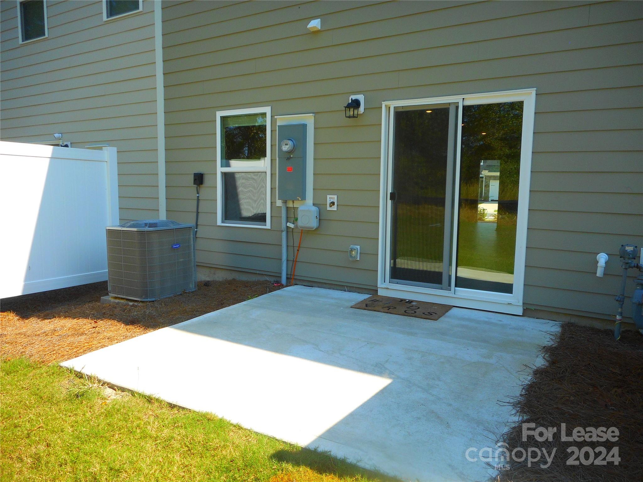 Secrest Landing - Residential Lease