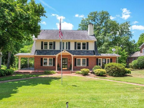 405 W Wade Street Wadesboro NC 28170