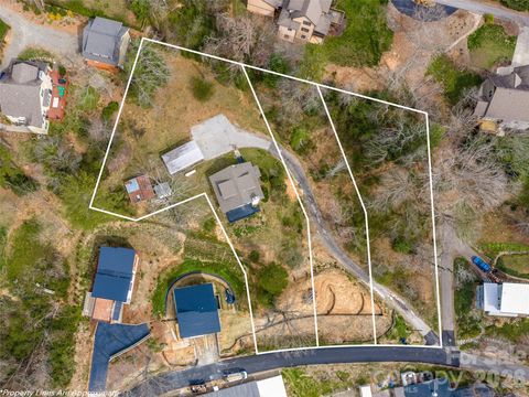 Photo of 15 Woodbine Road, Asheville, NC 28804 (MLS # 4360828)