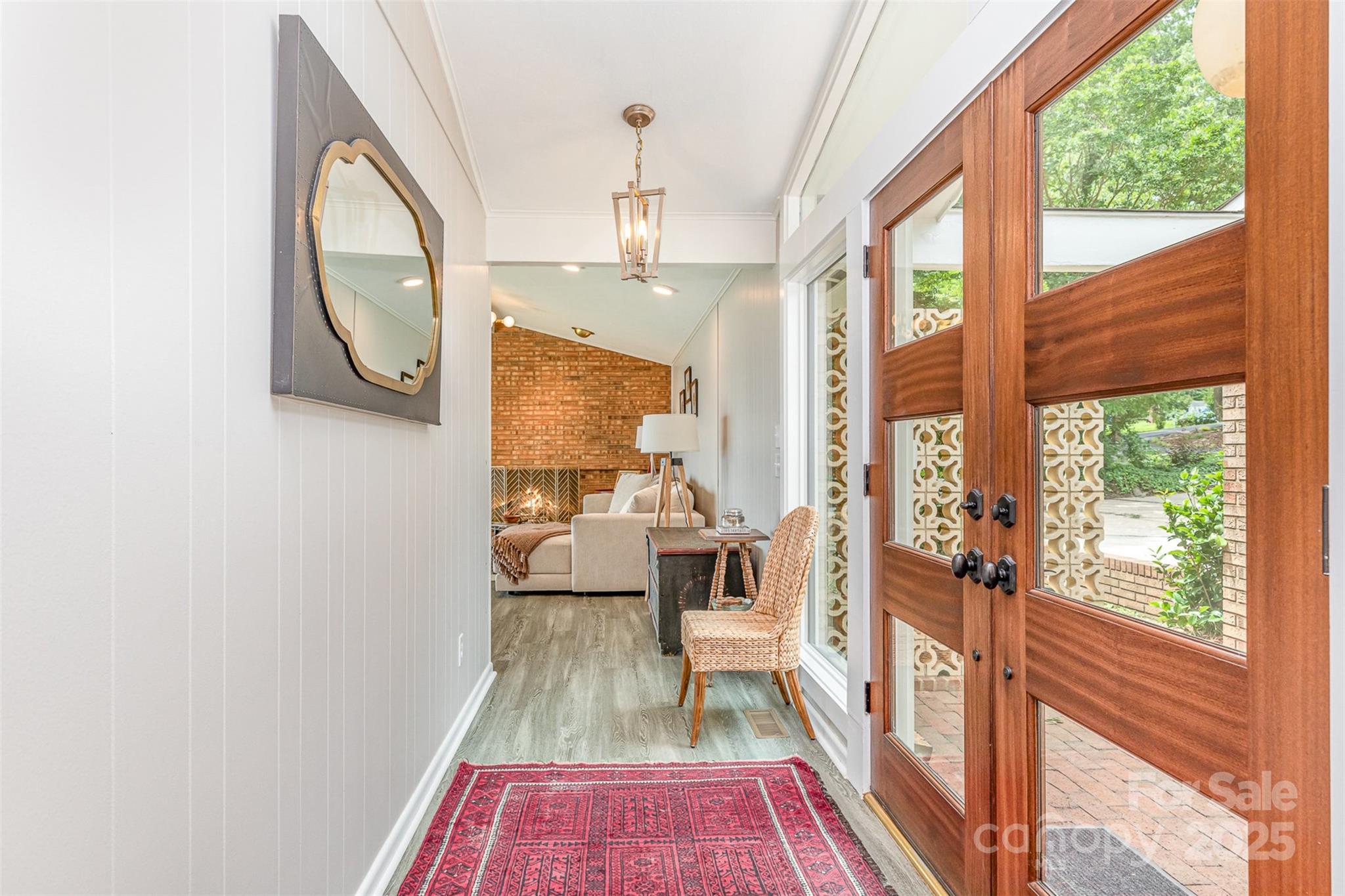 5114 Leisure Lane