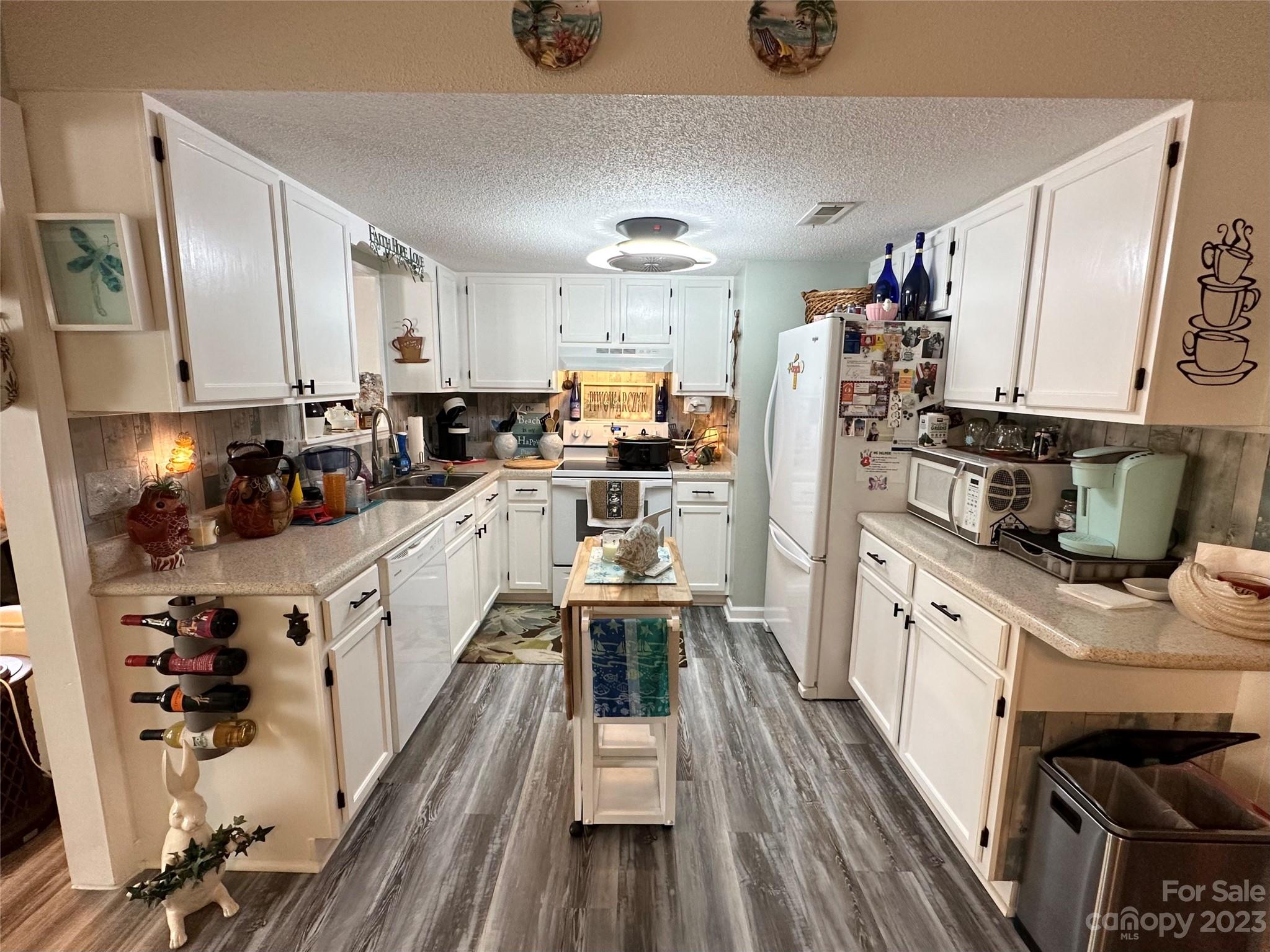 Tranquil Harbor - Residential