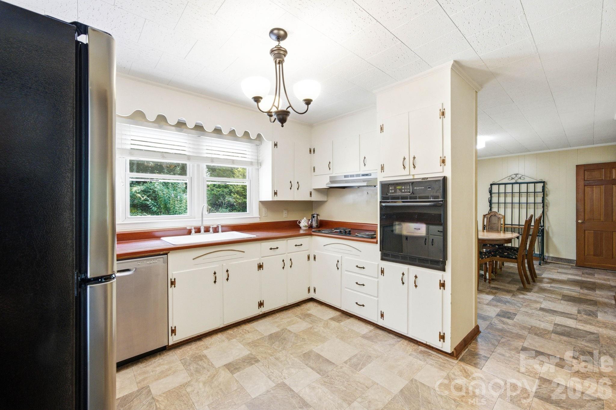 129 Old River Road