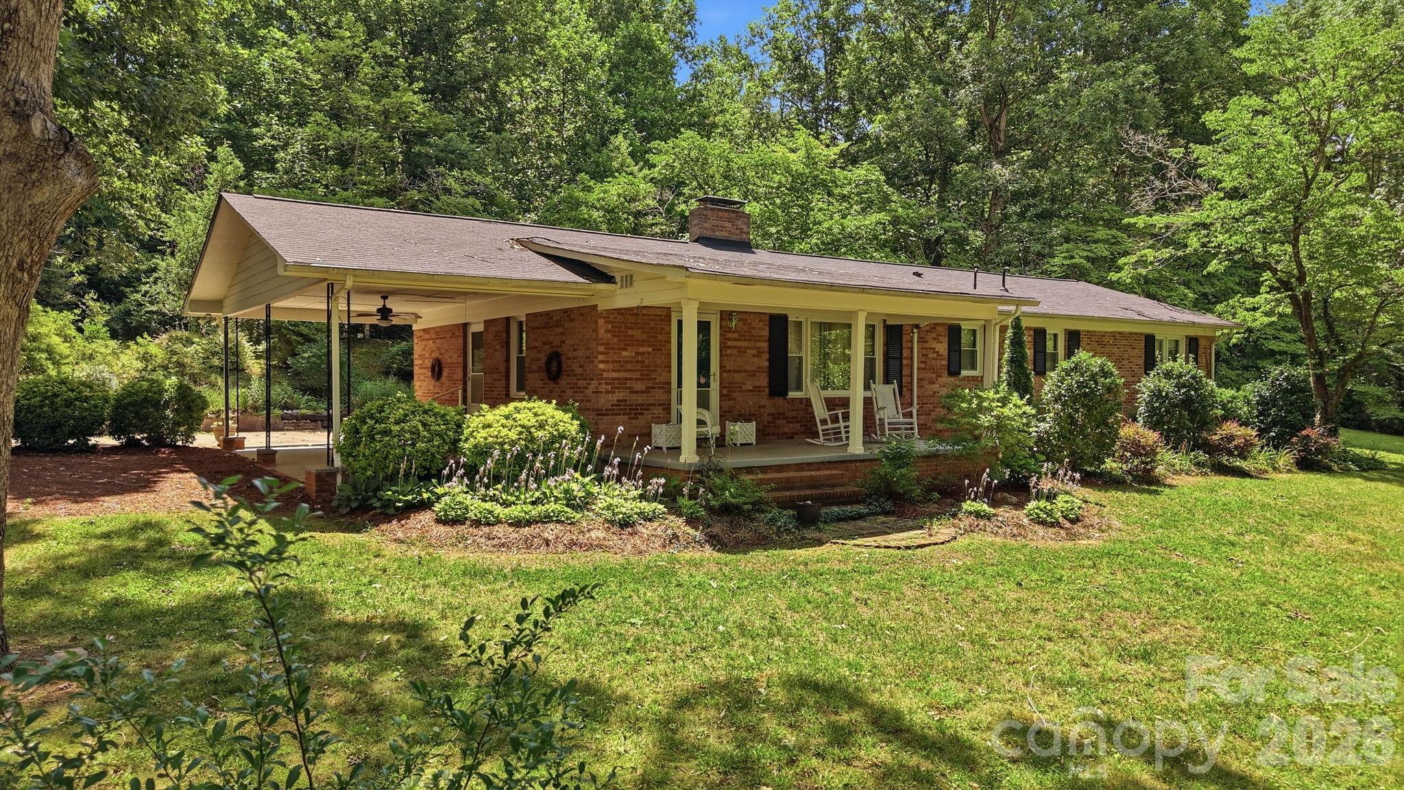 129 Old River Road