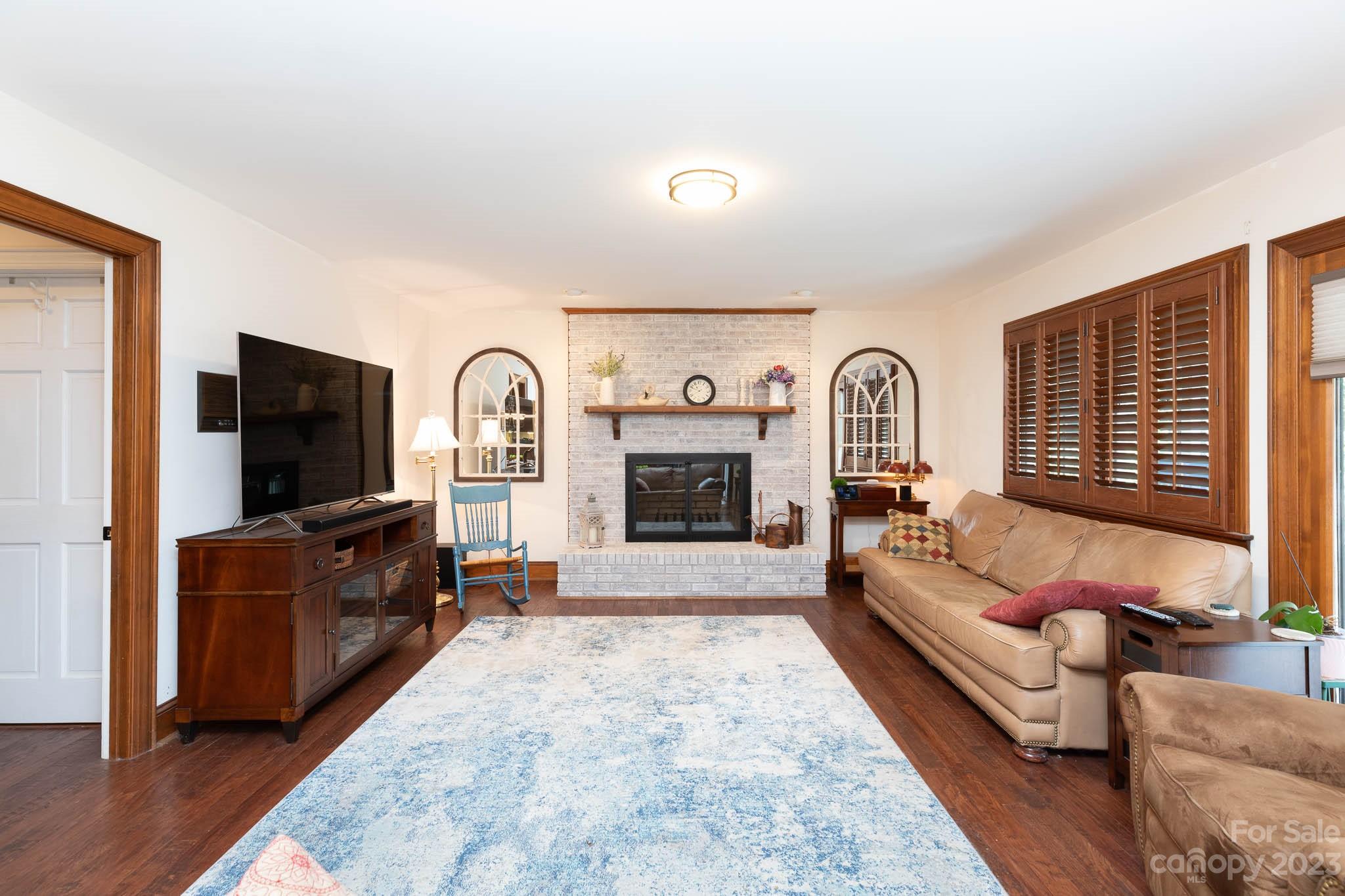 Harbor Oaks - Residential