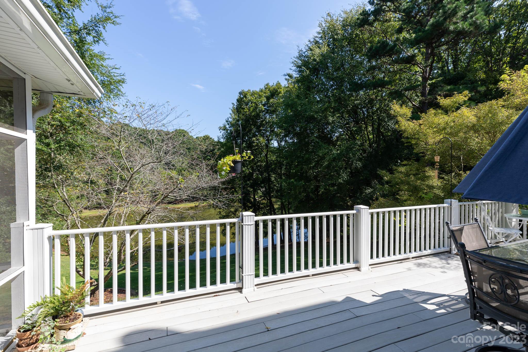 Harbor Oaks - Residential