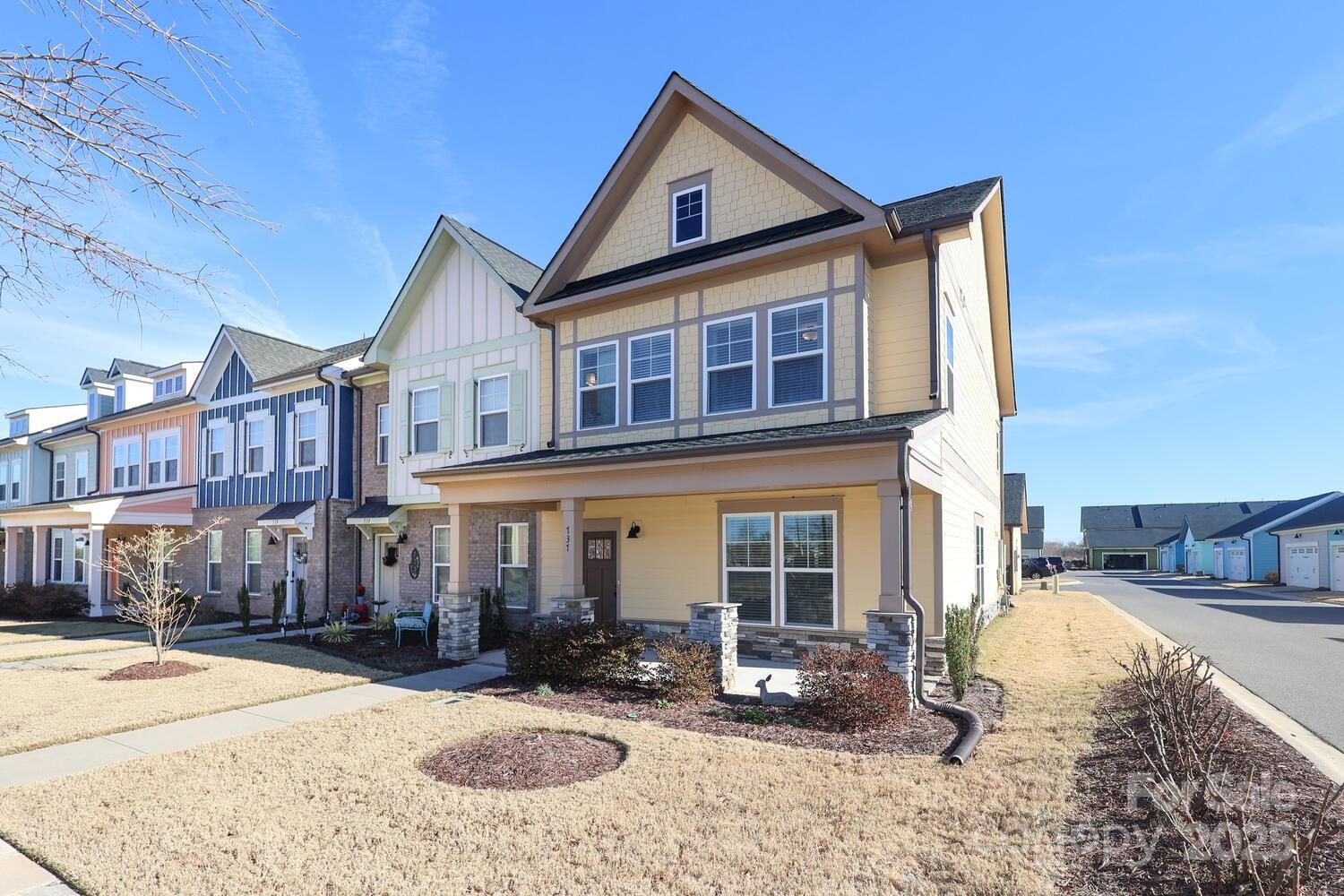 Riverwalk - Residential