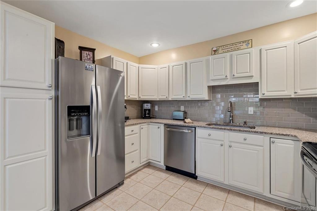 Bluff Villas - Residential