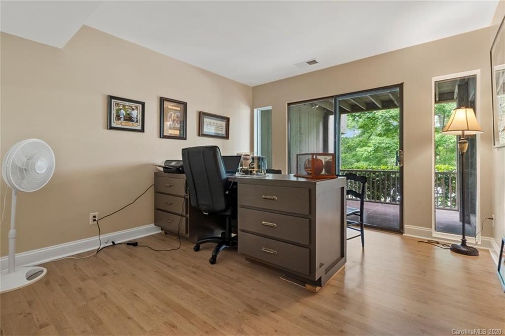 Bluff Villas - Residential