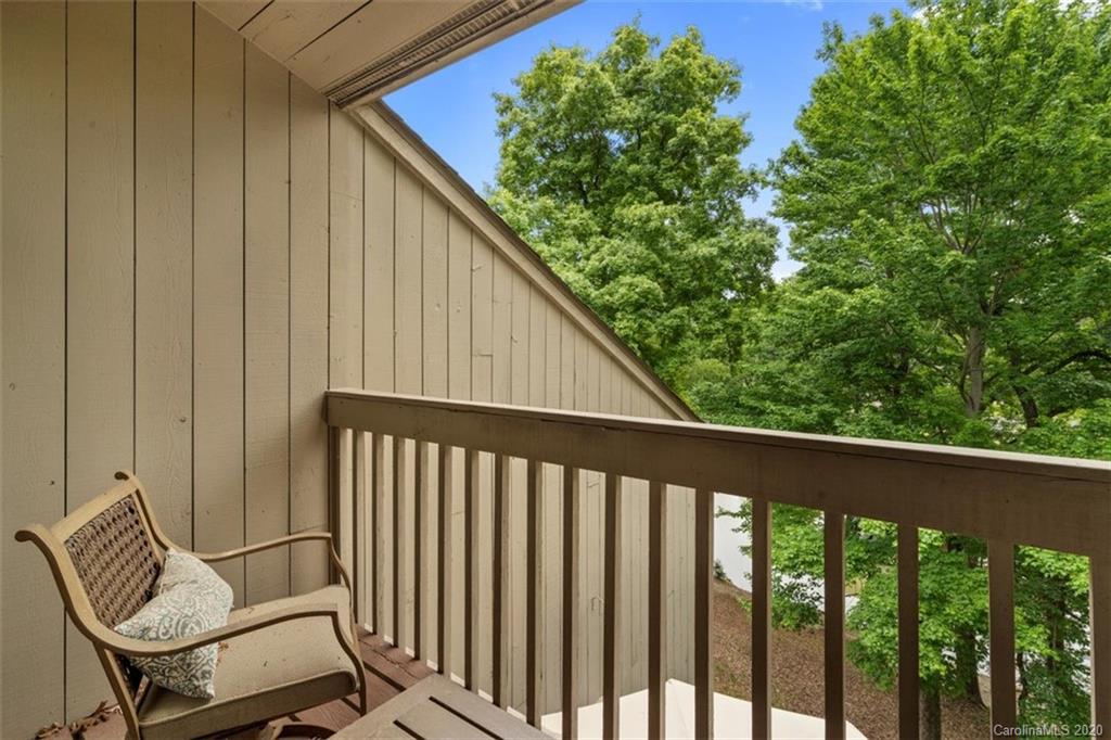 Bluff Villas - Residential