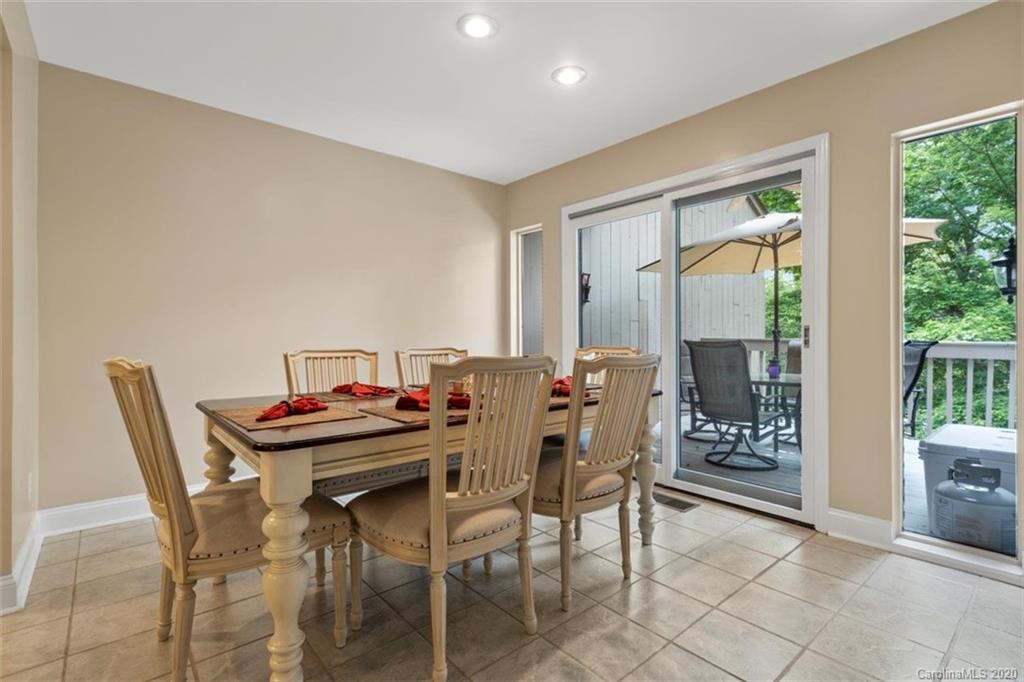 Bluff Villas - Residential