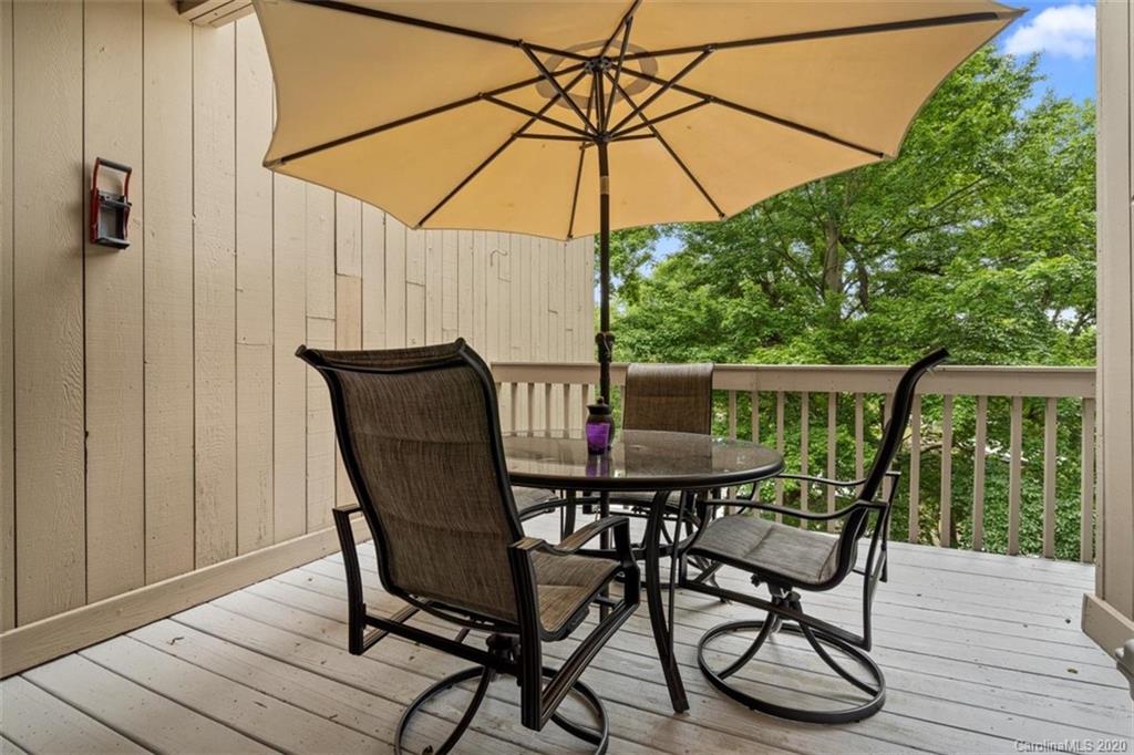 Bluff Villas - Residential