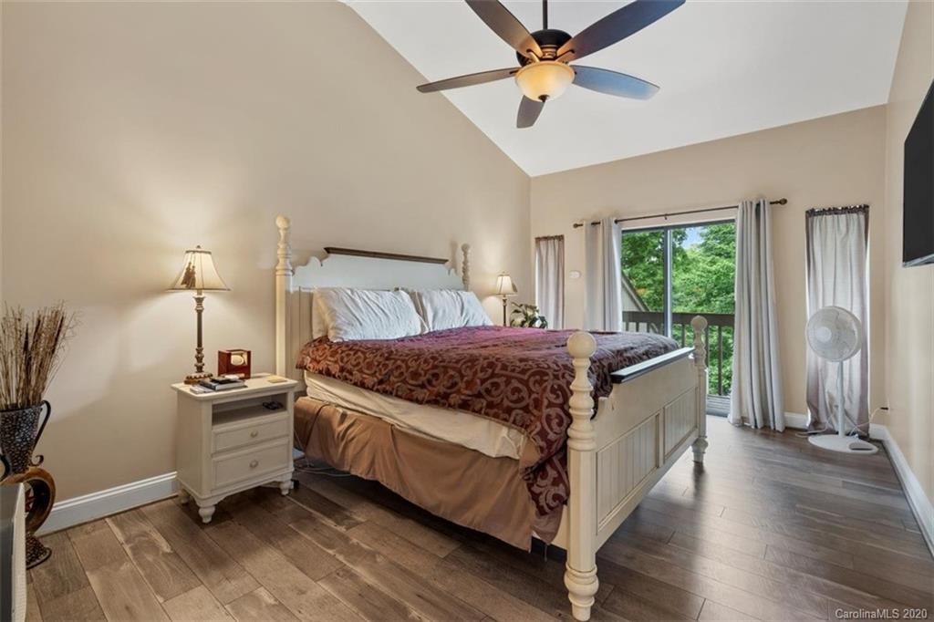 Bluff Villas - Residential