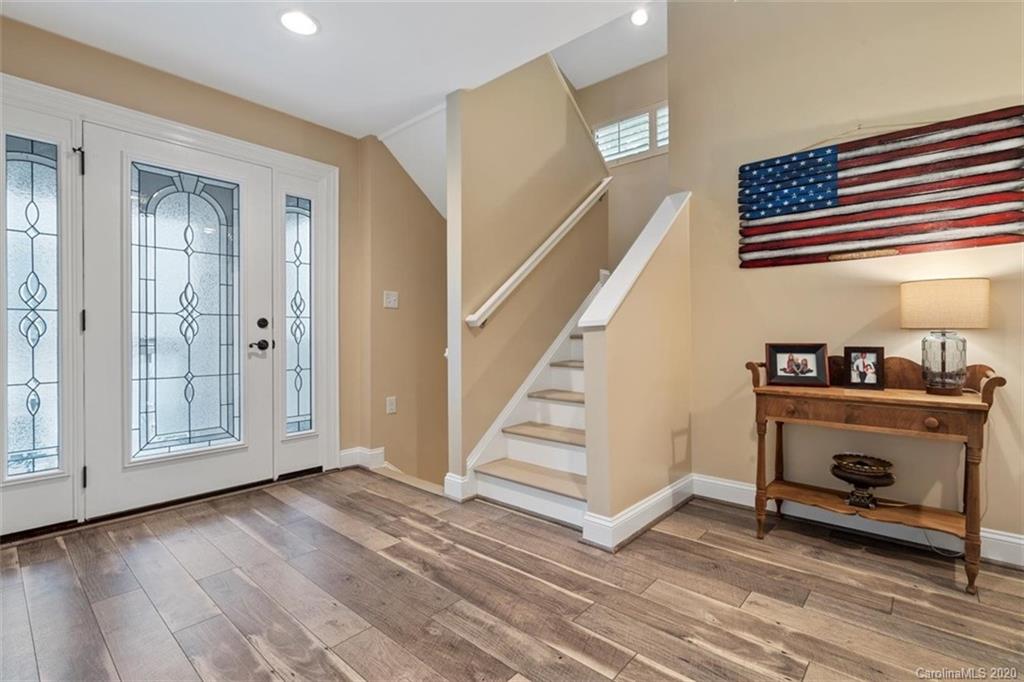 Bluff Villas - Residential