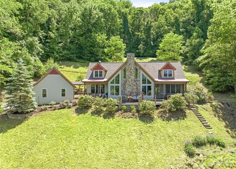 Photo of 737 Traditions Way, Mars Hill, NC 28754 (MLS # 4382962)