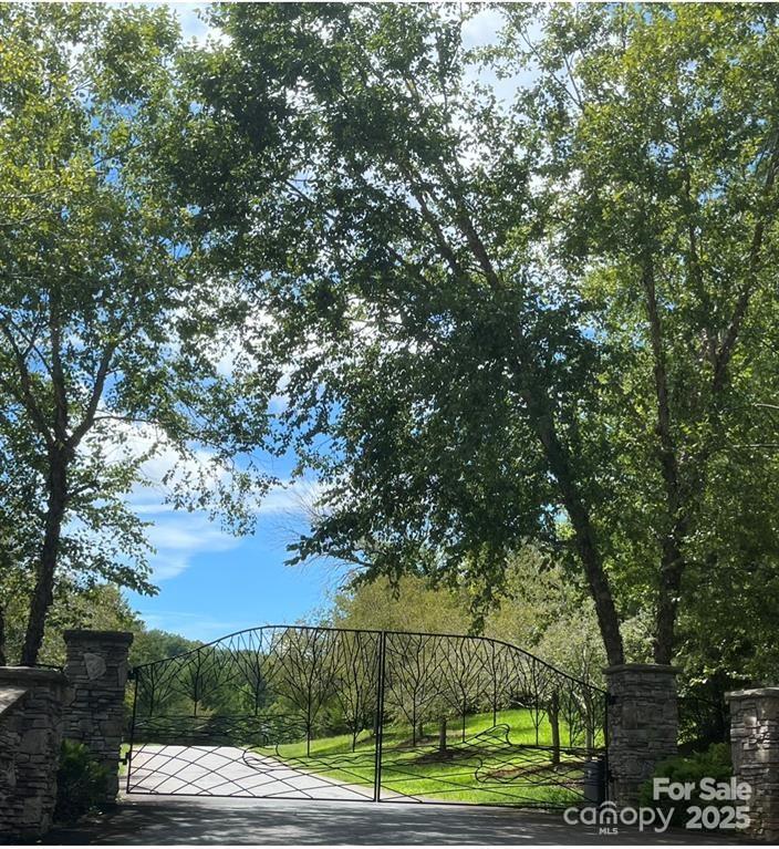 Brookside Forest - Land