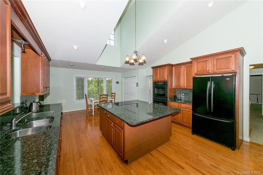 Lookout Ridge - Residential