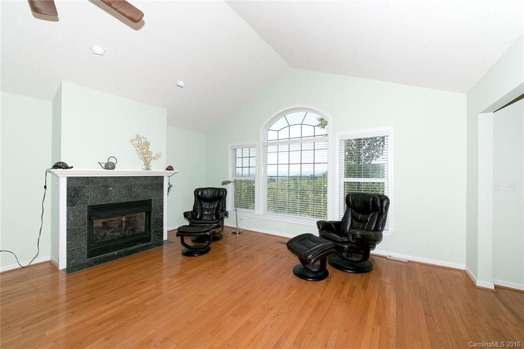 Lookout Ridge - Residential