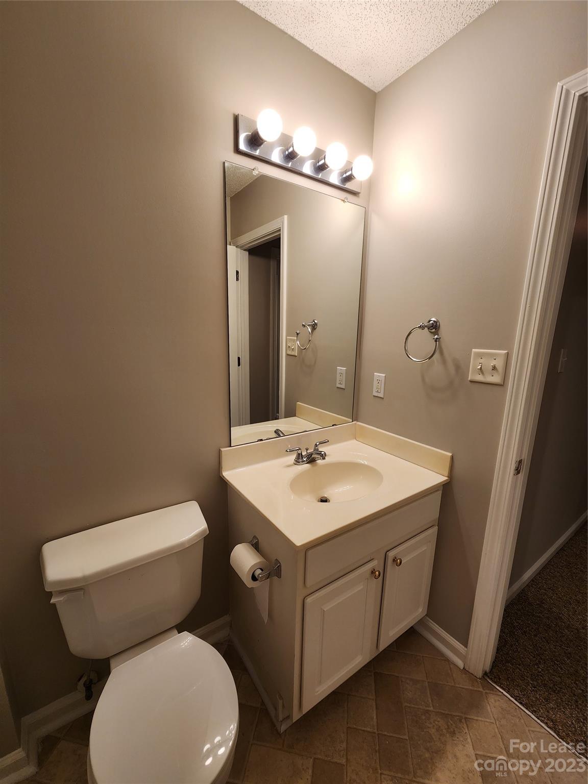 Avensong - Residential Lease