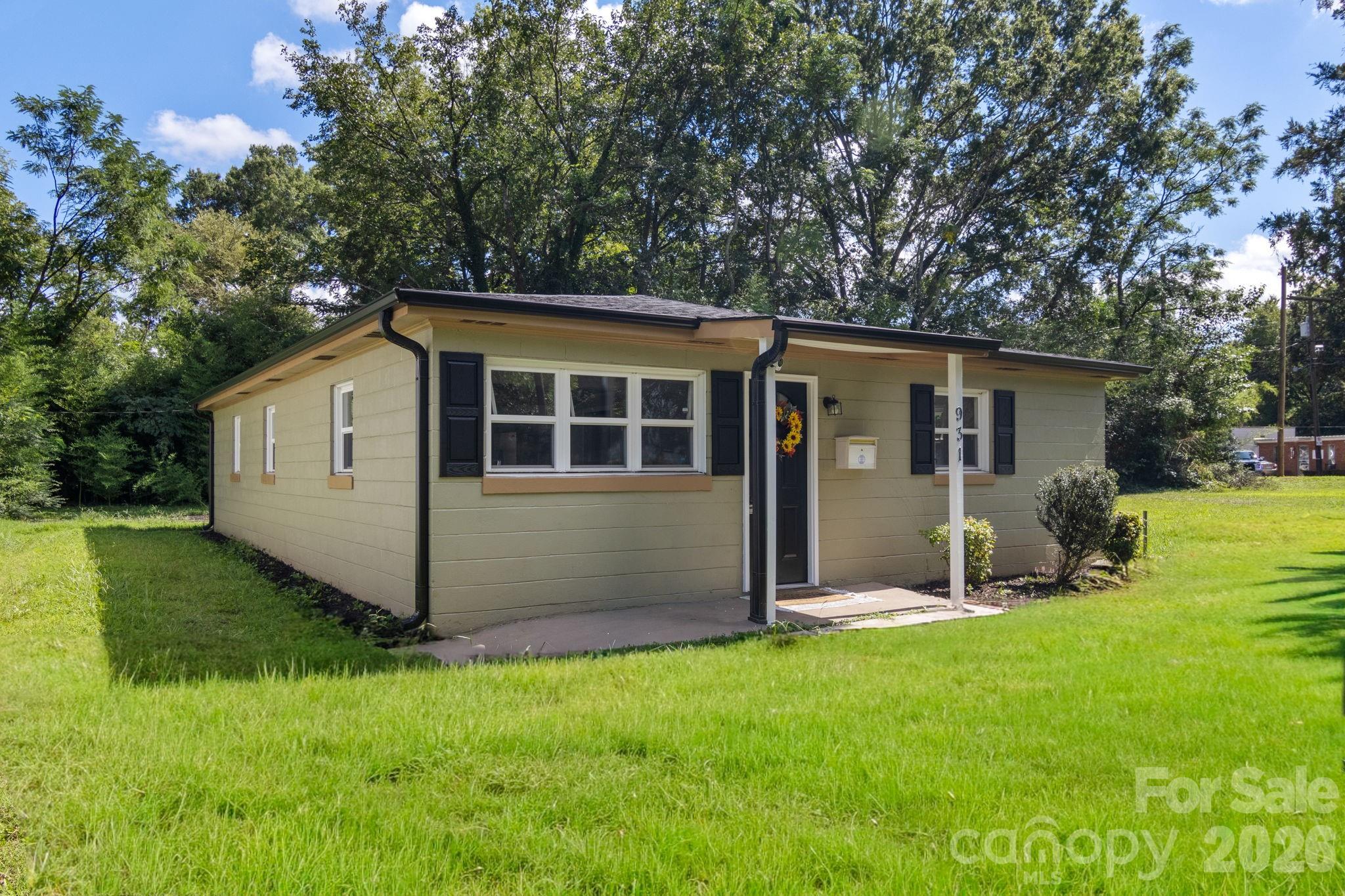 931 Reliance Street