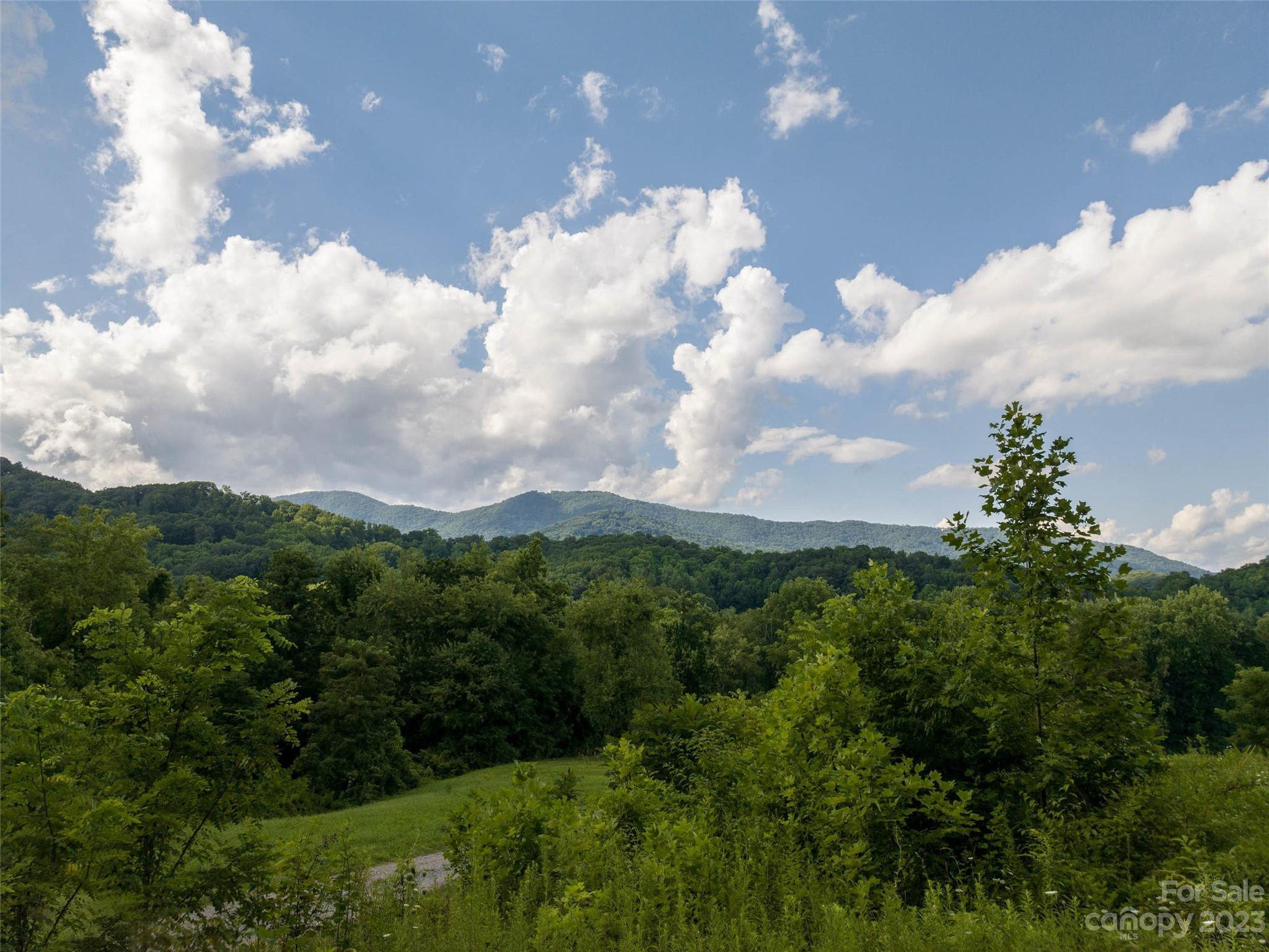 00 Skyland Drive