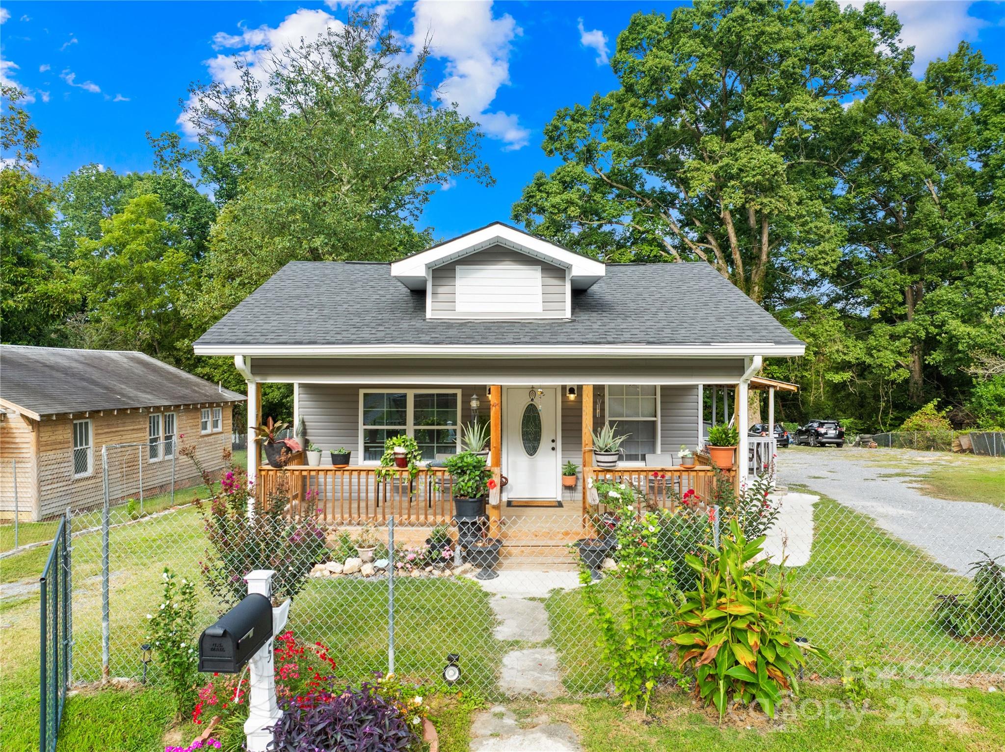 435 Peachtree Street