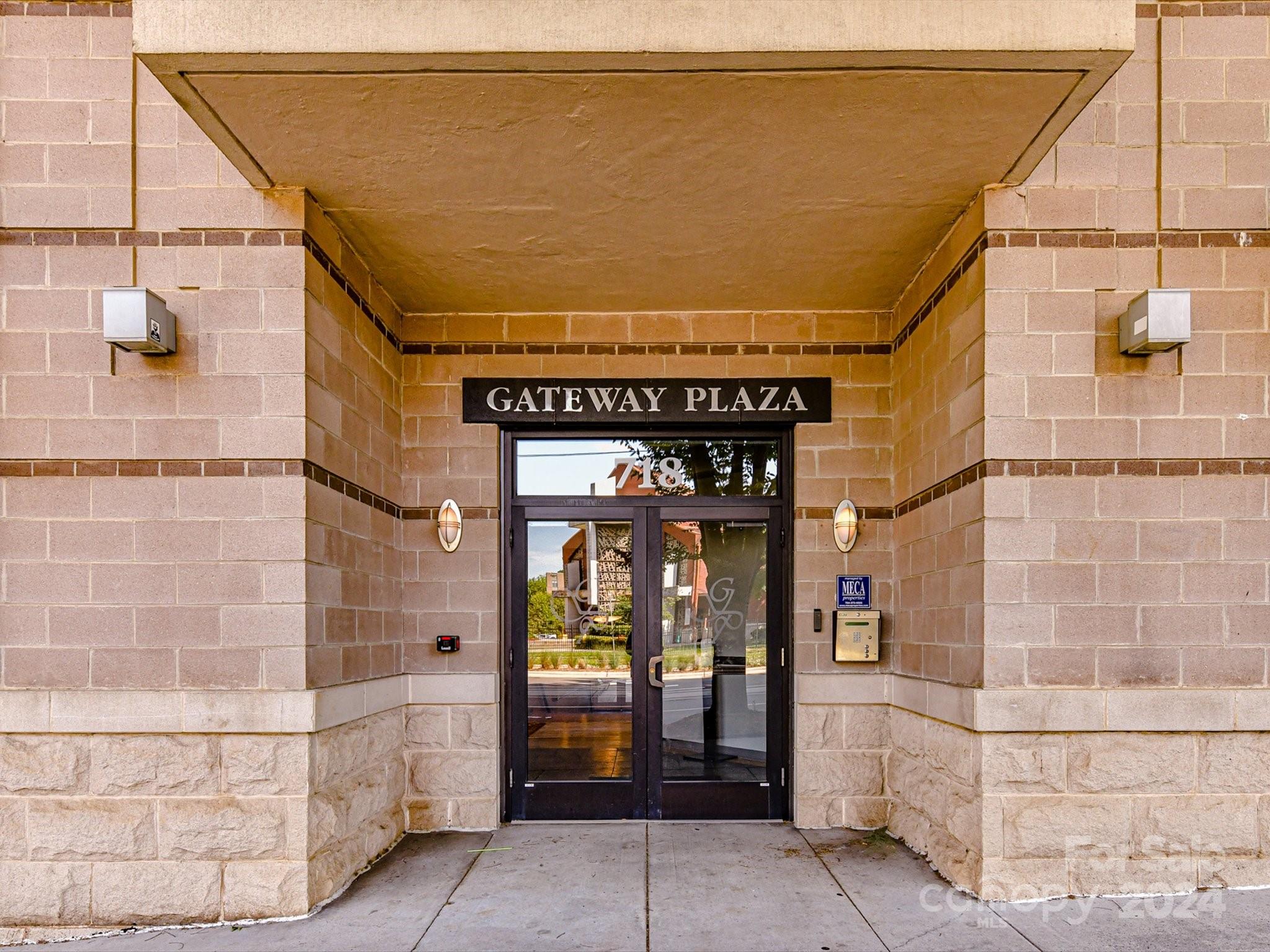 Gateway Plaza - Residential