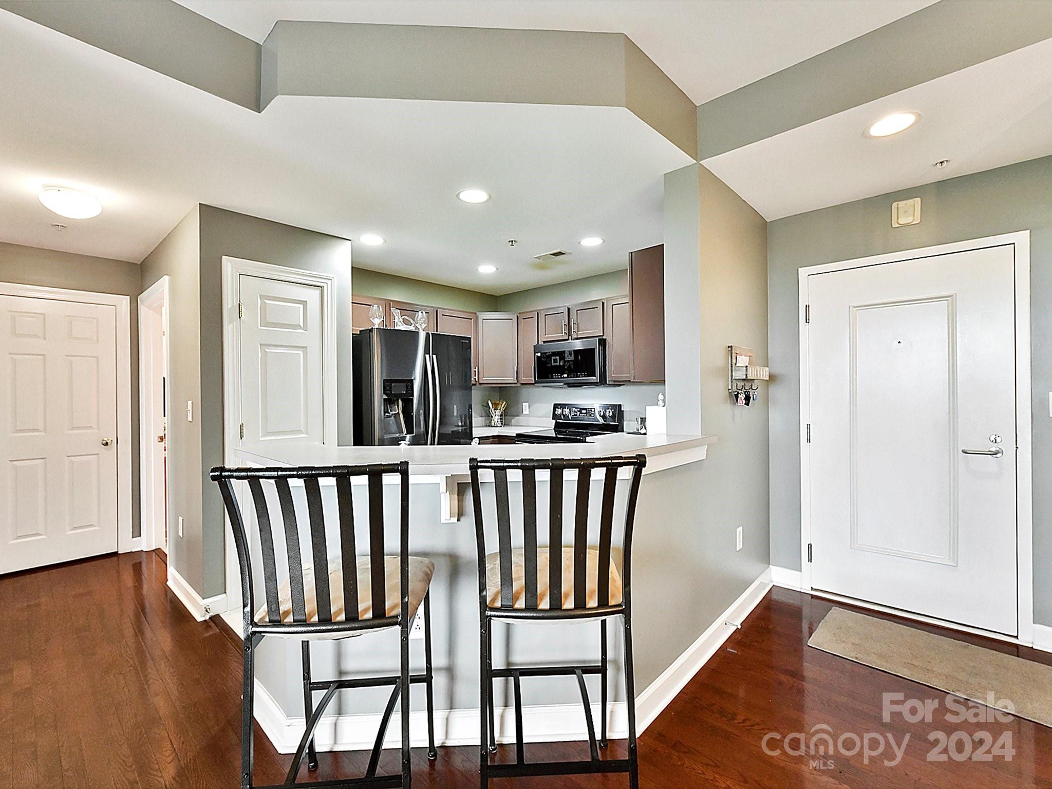 Gateway Plaza - Residential