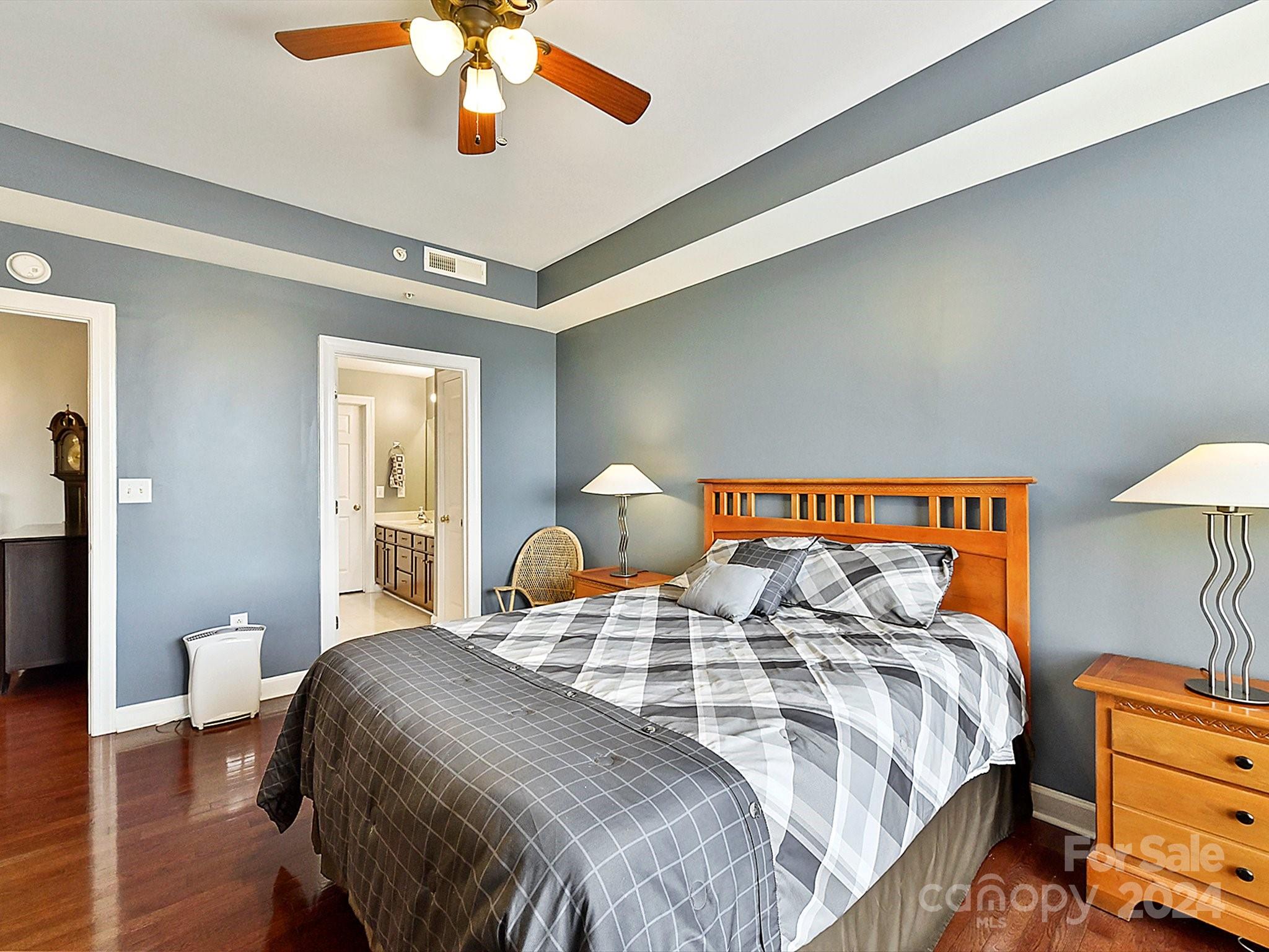 Gateway Plaza - Residential