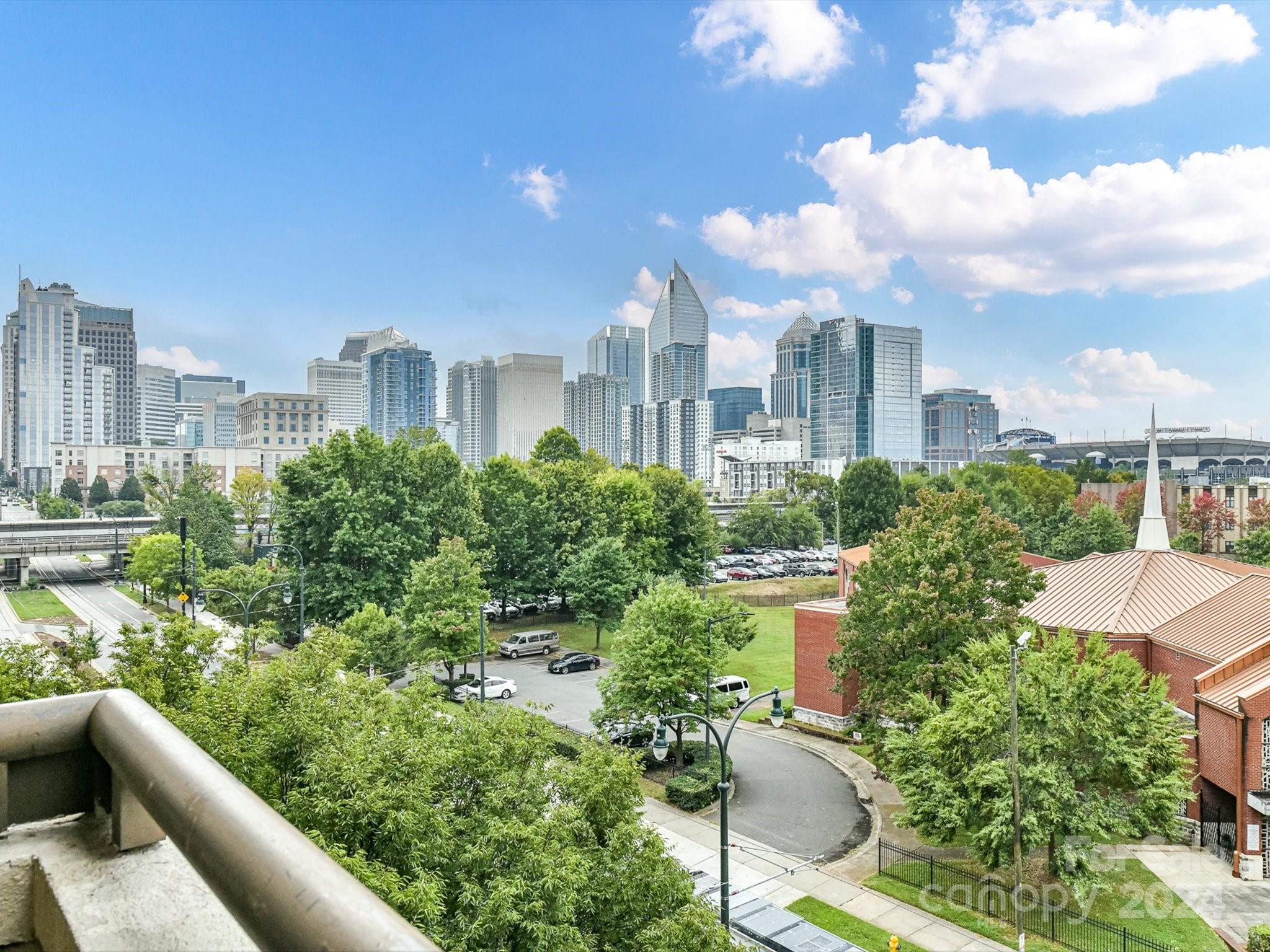 Gateway Plaza - Residential