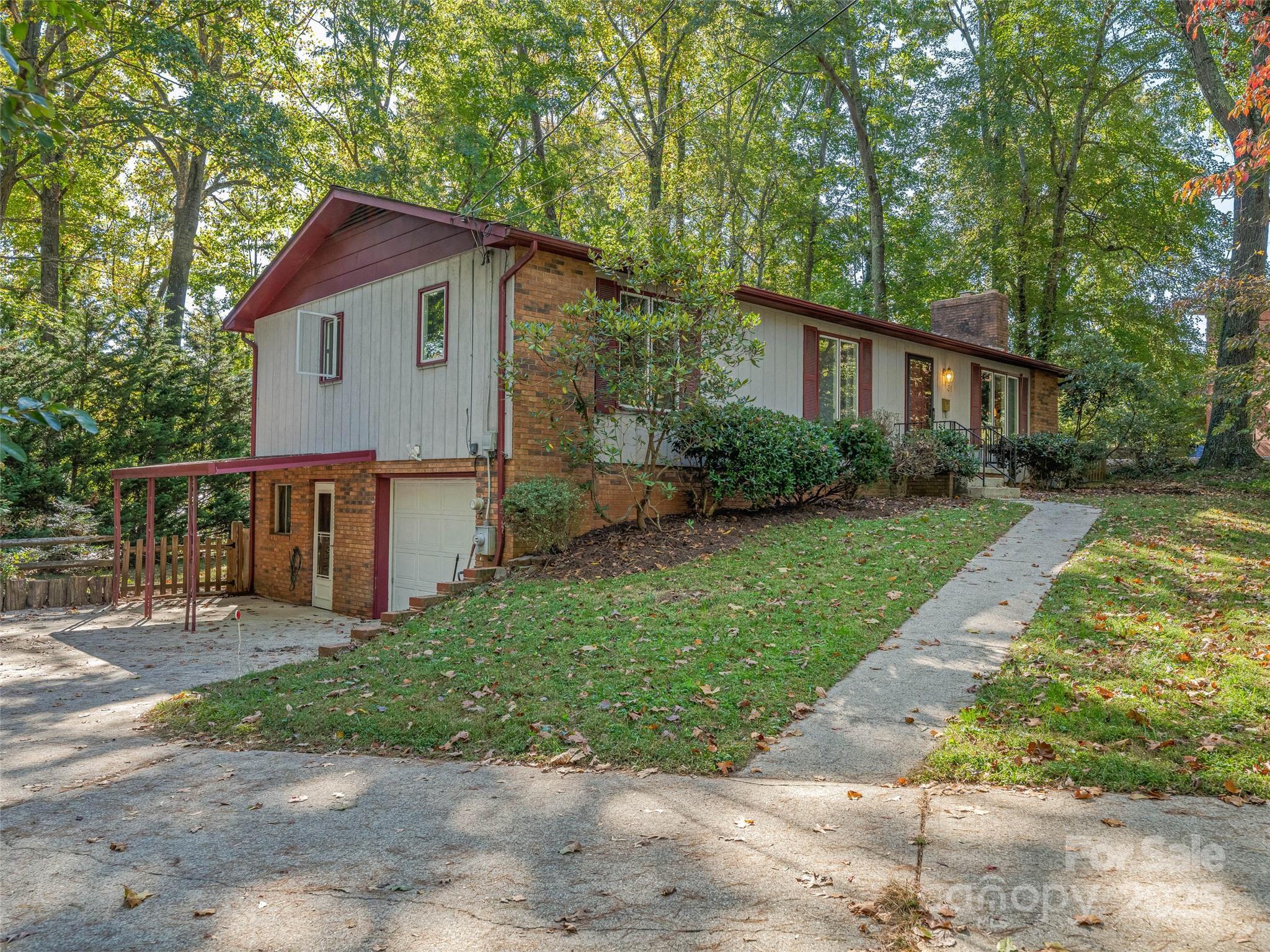 31 Shorewood Drive