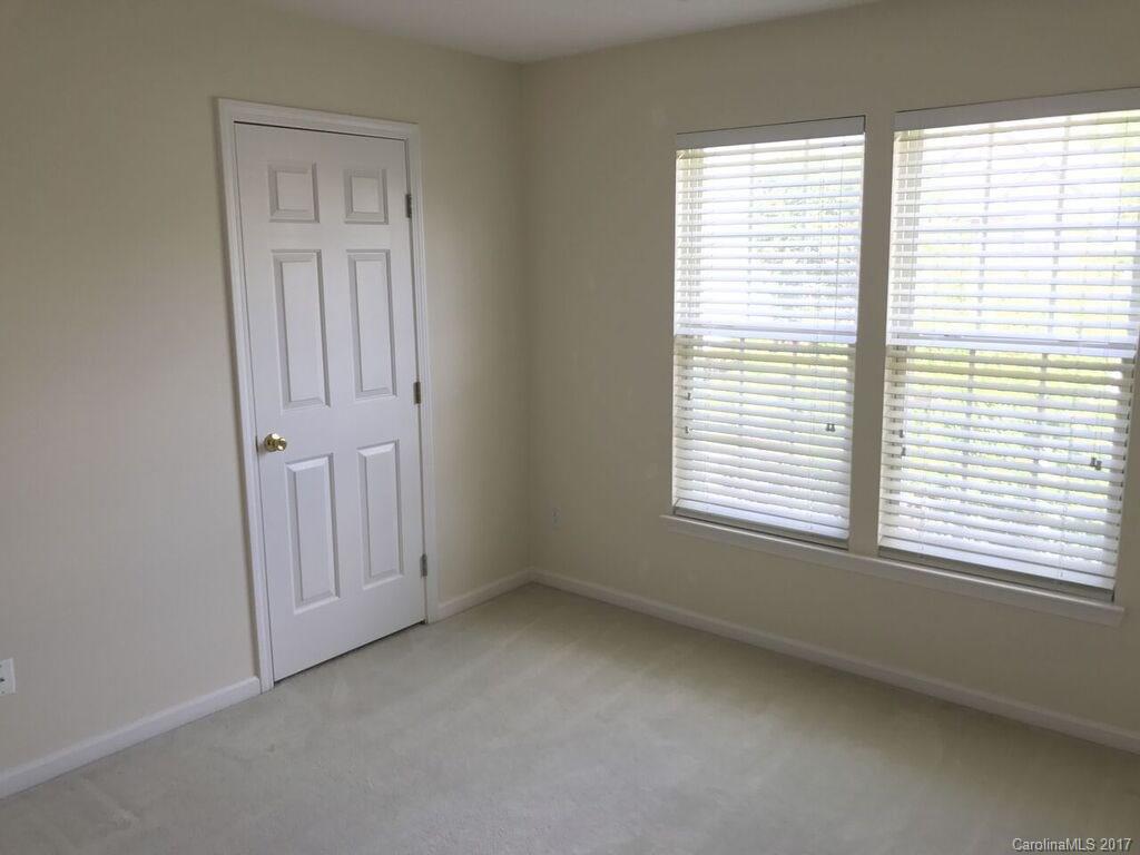 Brandon Oaks - Residential Lease