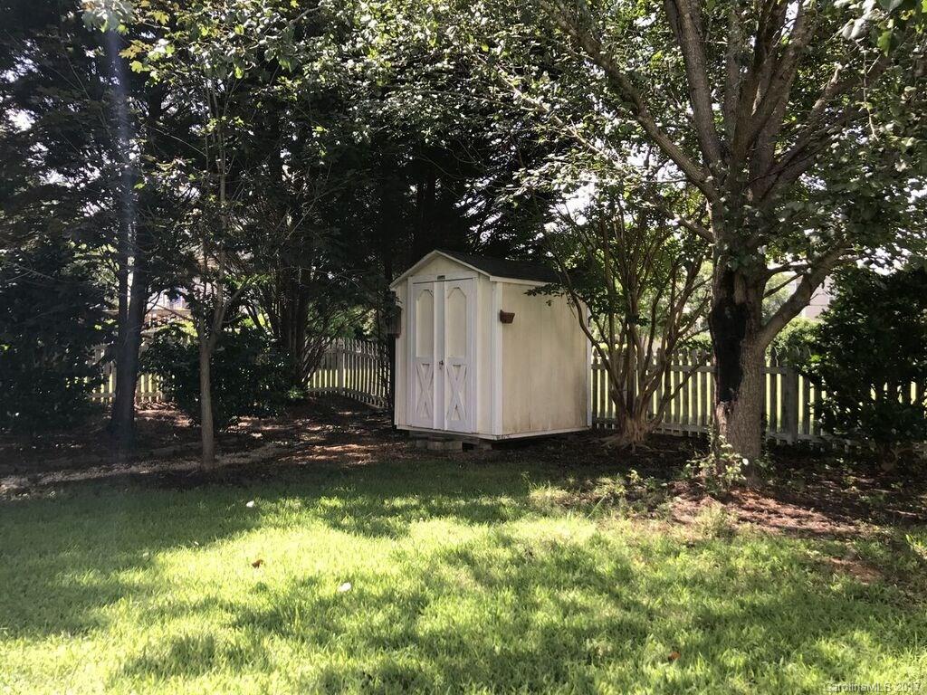 Brandon Oaks - Residential Lease