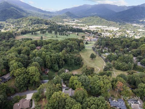 A home in Waynesville