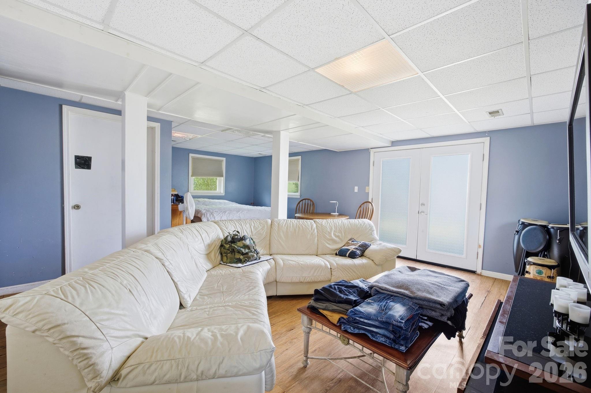 Happy Hollow - Residential