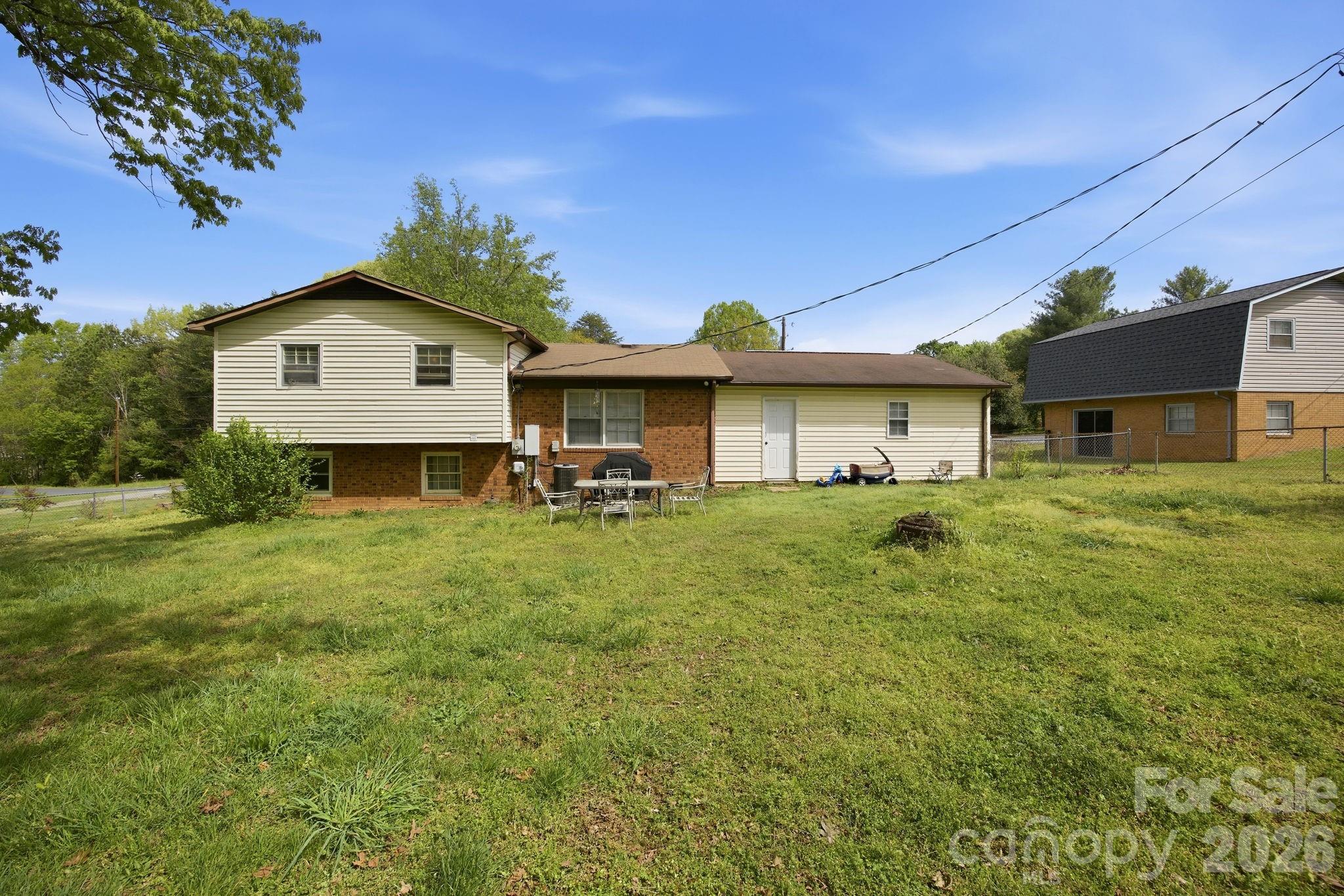 Happy Hollow - Residential