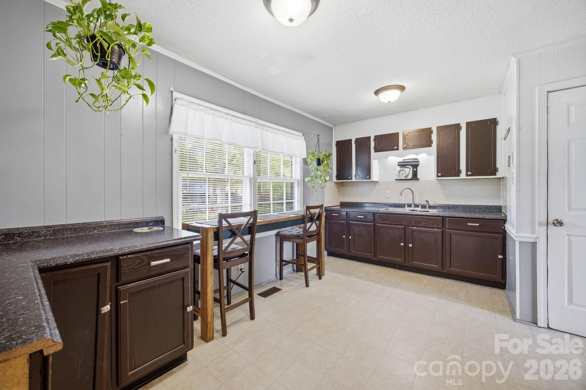 Happy Hollow - Residential