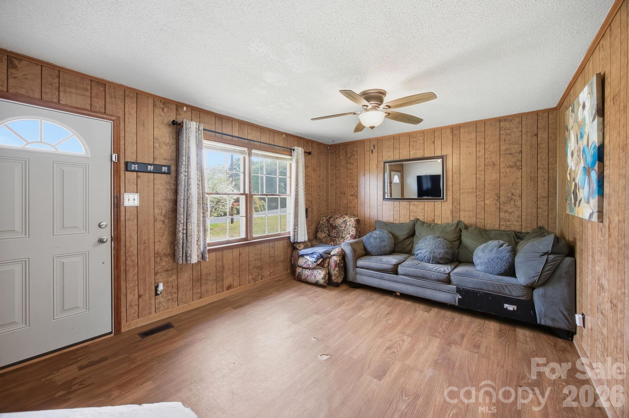 Happy Hollow - Residential