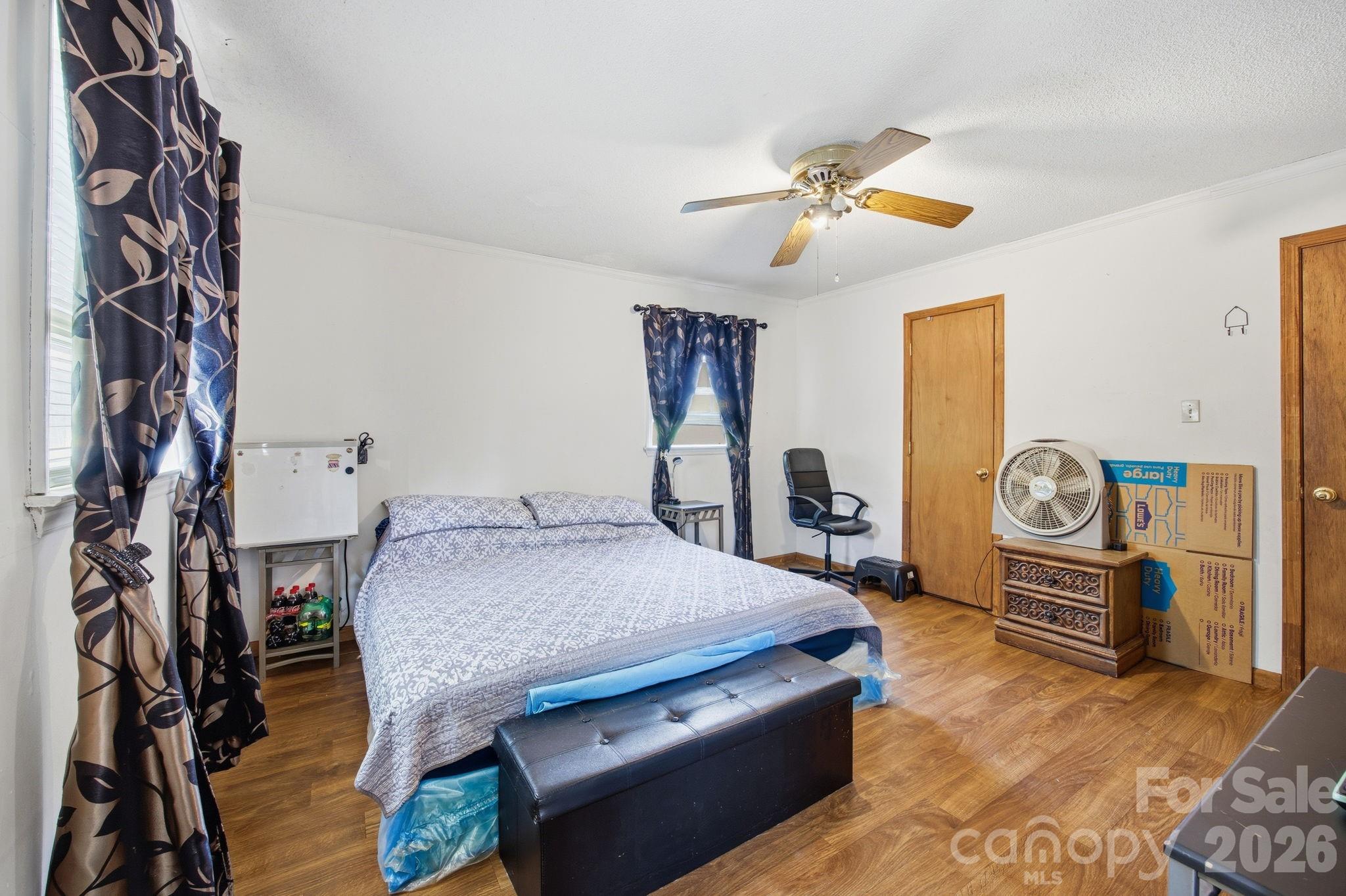 Happy Hollow - Residential