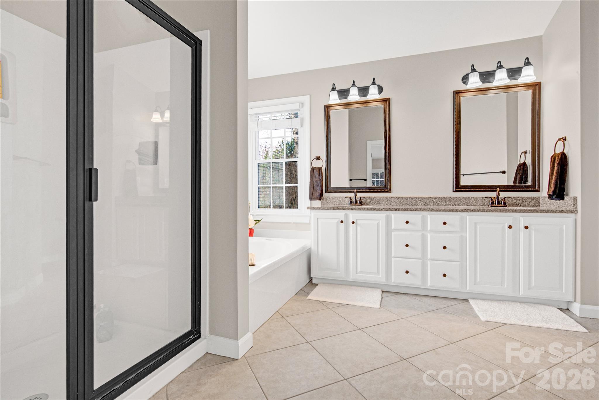 Hunter Oaks - Residential