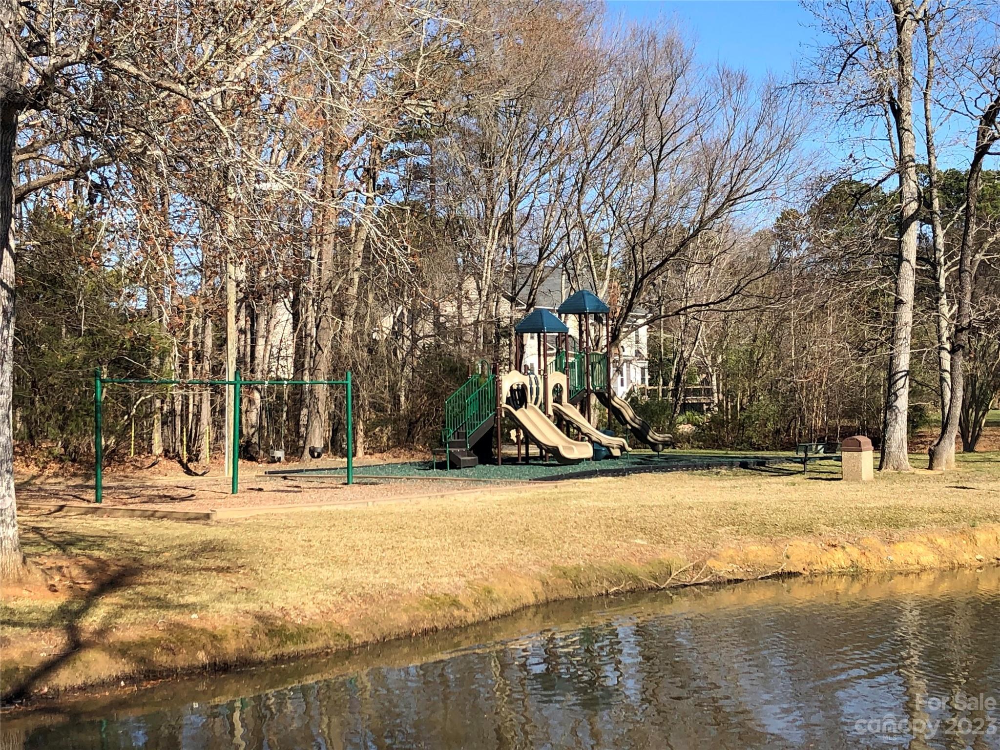Brandon Oaks - Residential