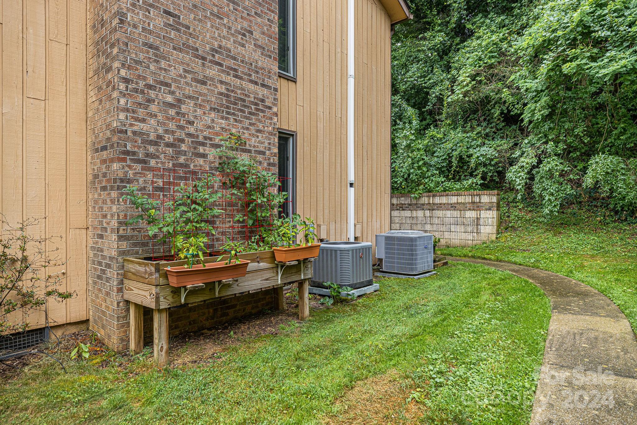 Birch Forest Condo - Residential