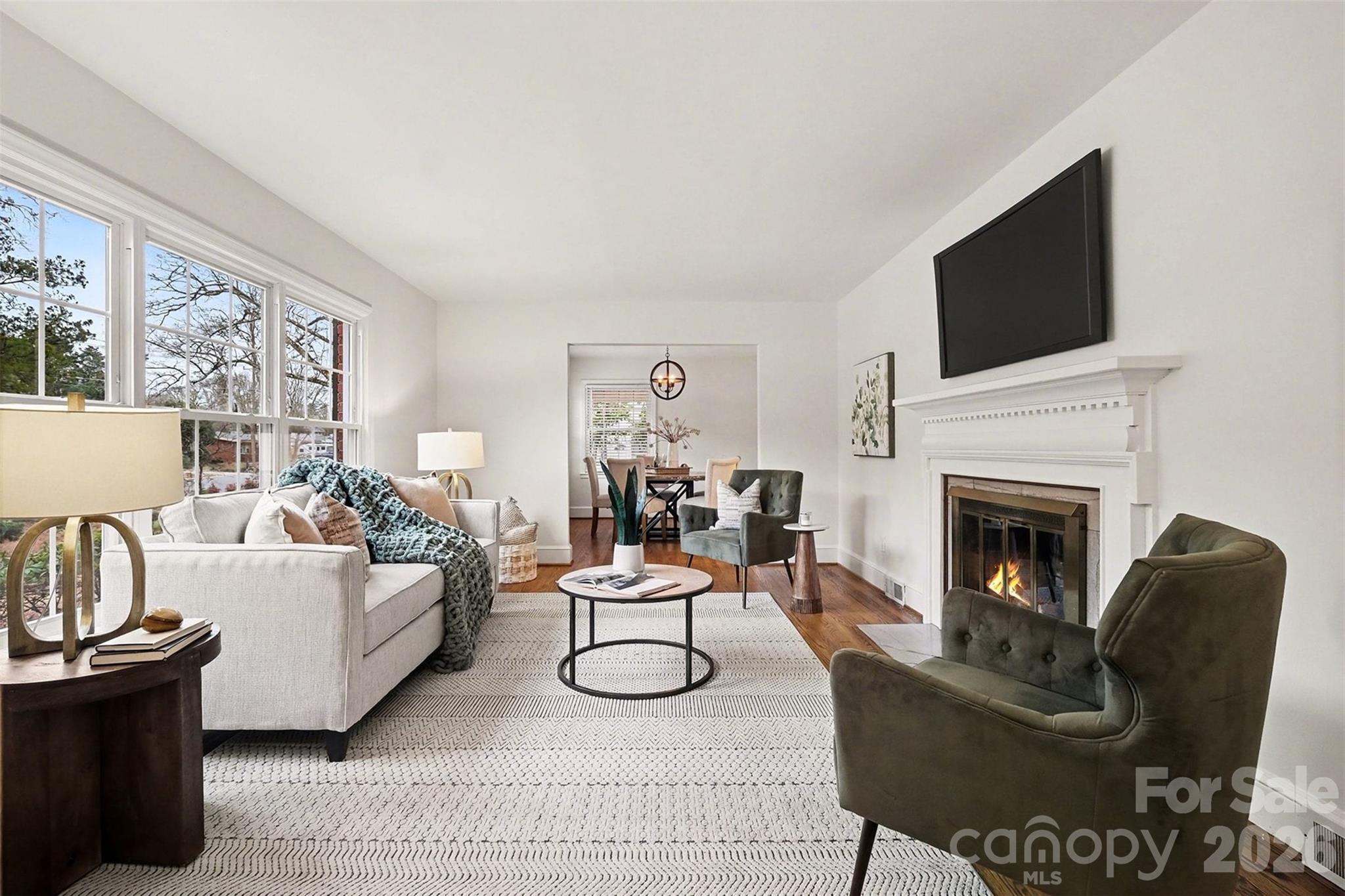 5011 Wedgewood Drive