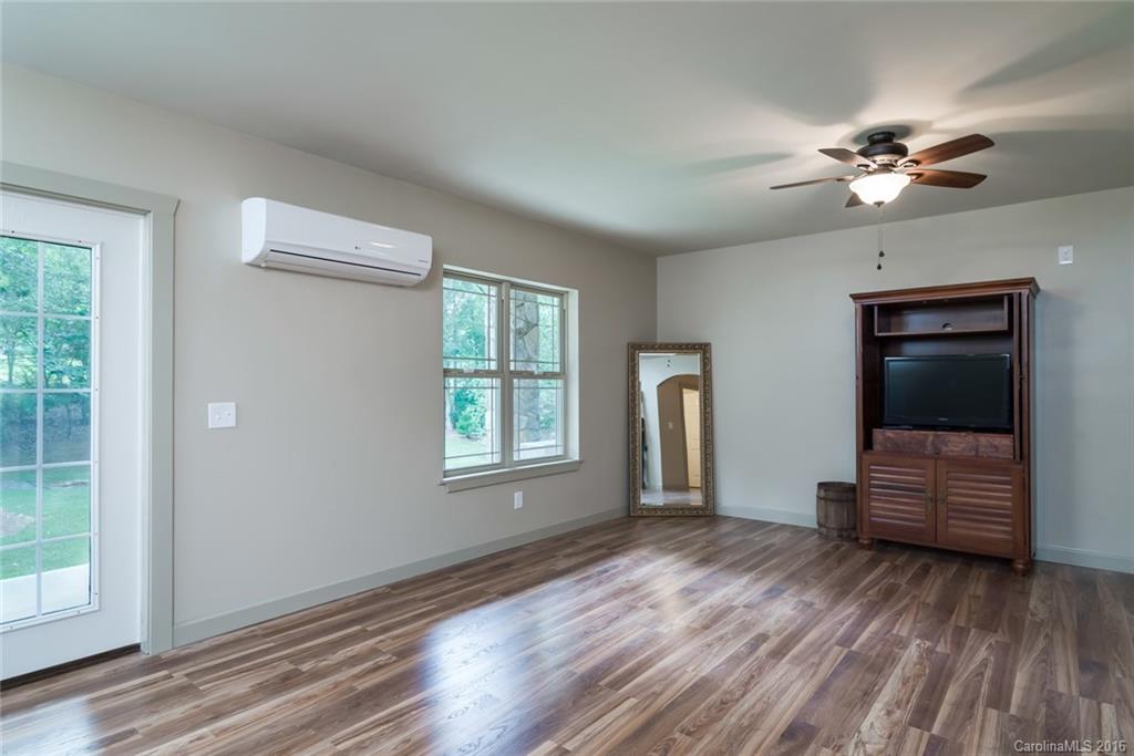 Four Oaks - Residential