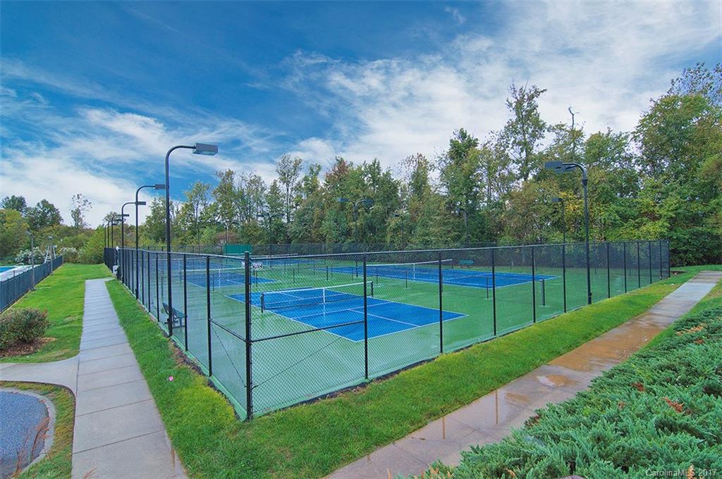 Moss Creek Village - Residential