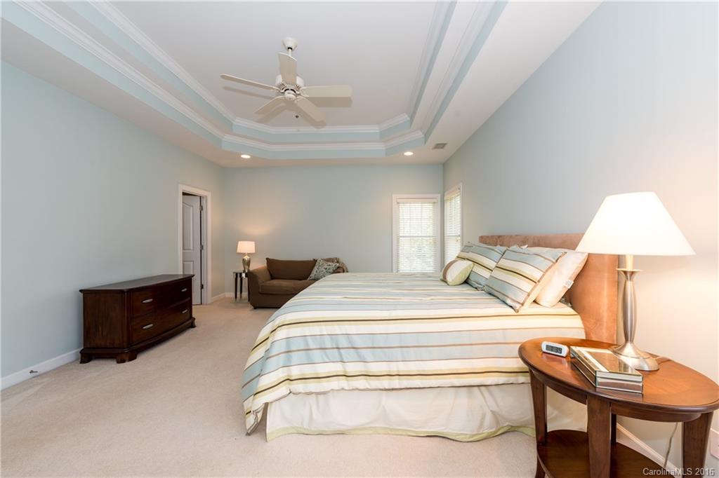 Hunter Oaks - Residential