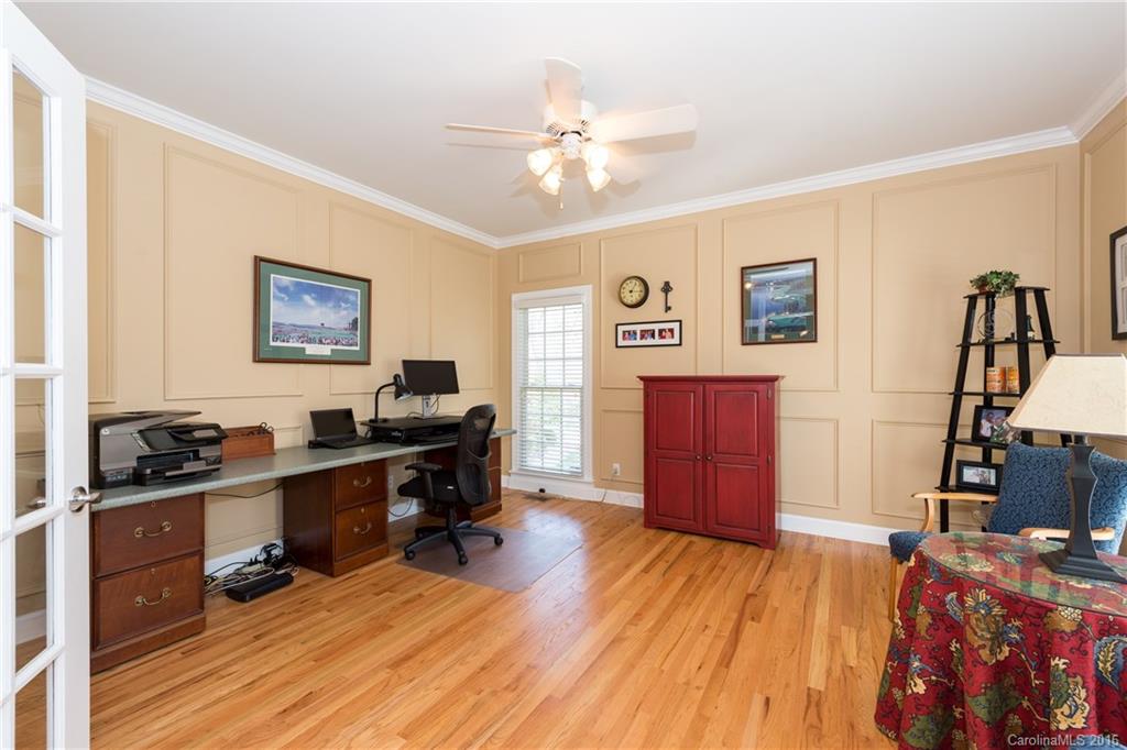 Hunter Oaks - Residential