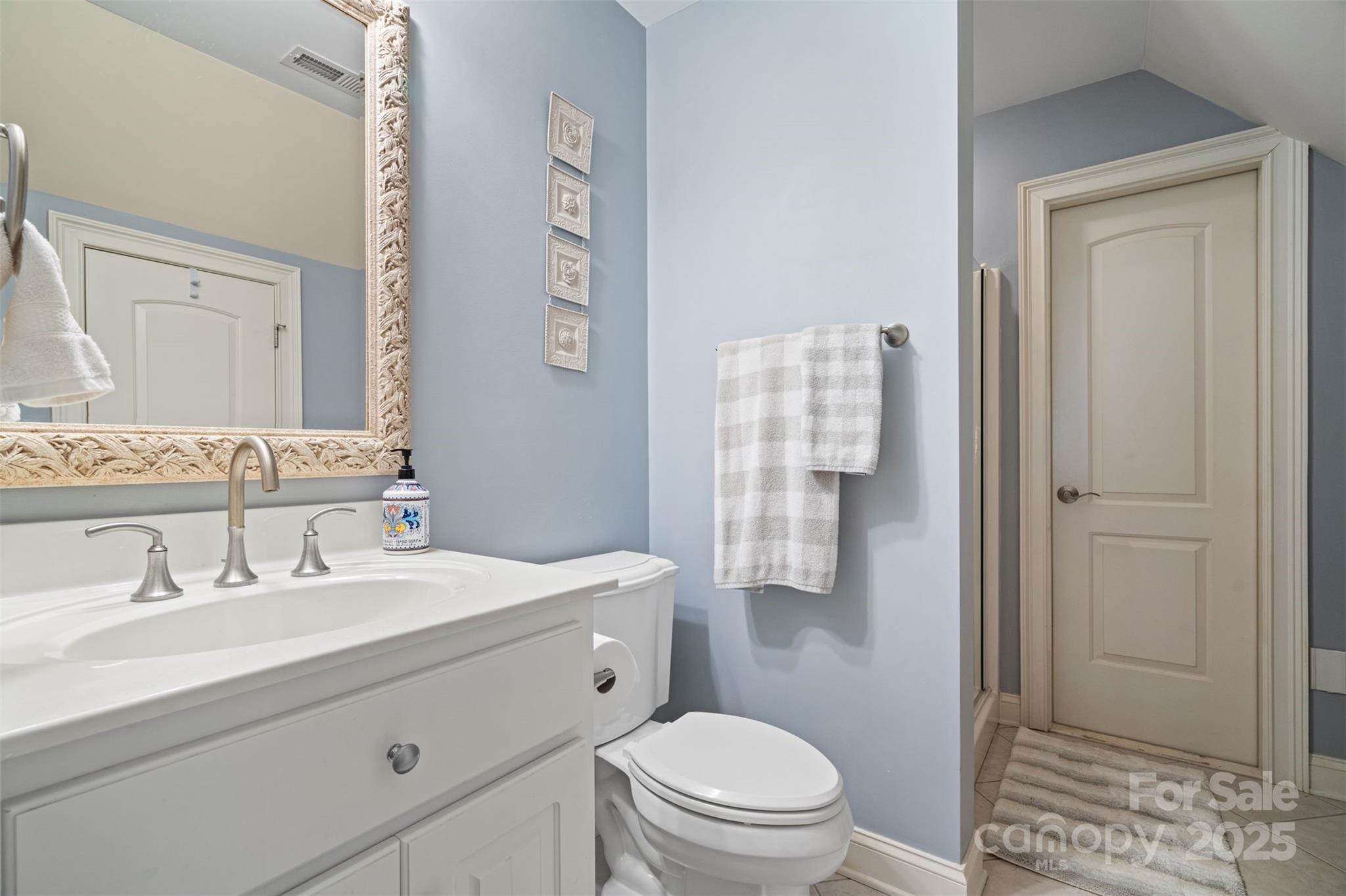 College Place - Residential