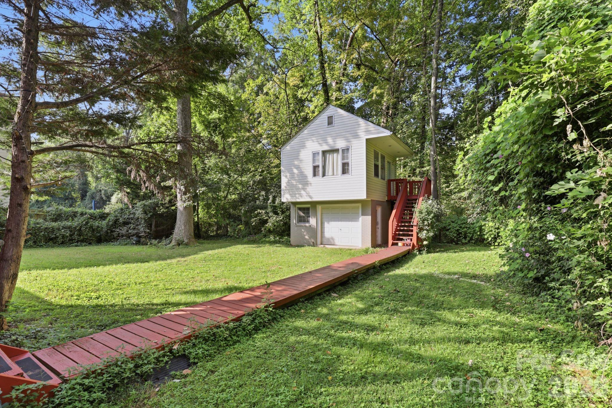 2316 Kingsbury Drive